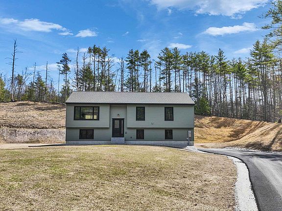 3rd image of 448 Old Bennington Road