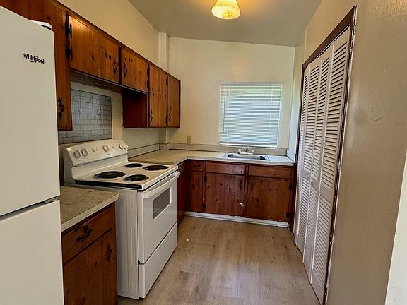 5th image of 1850 Ivy Ln #2