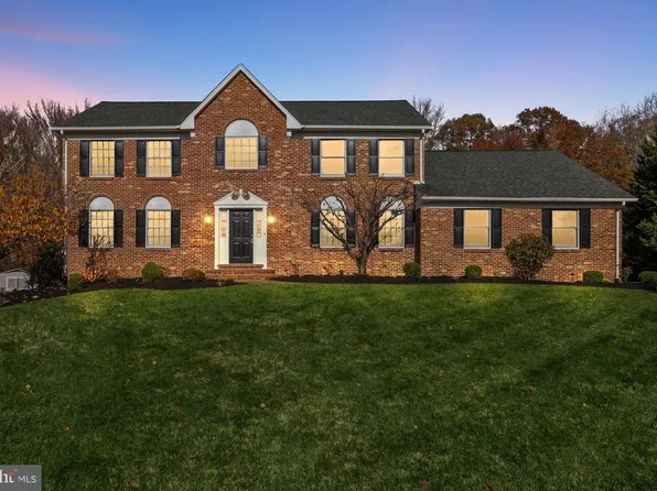 114 Honora Dr, Bear, DE 19701