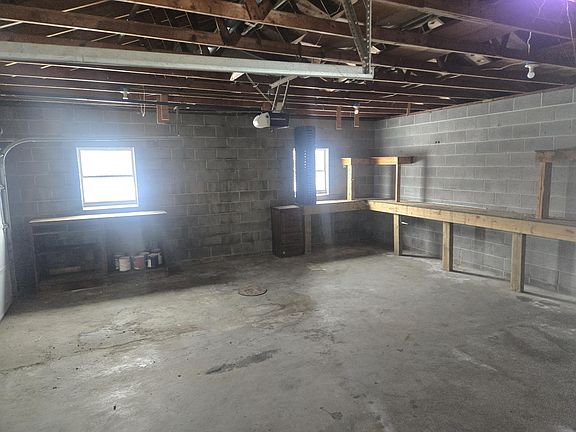 4th image of 10108 S 37 1/2 Rd