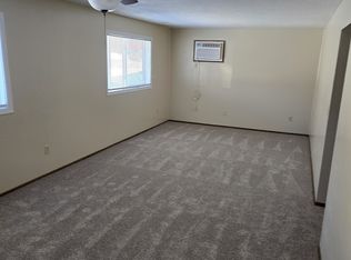 131 22nd St W UNIT 3, Hastings, MN 55033