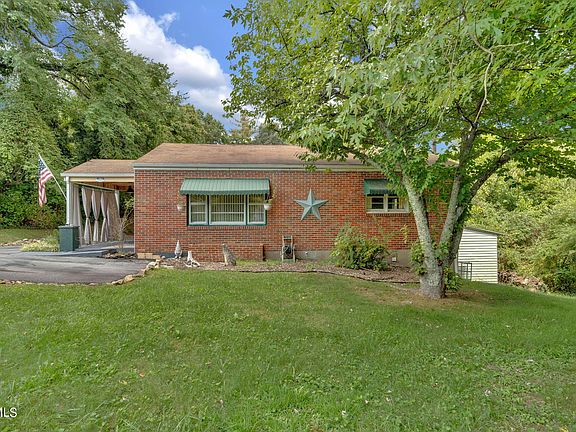 5th image of 3400 W Walnut St