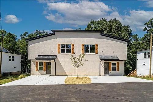 2389 Highpoint Rd #A Photo 1