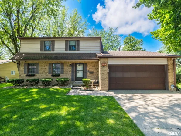 7509 N Oxford Pl, Peoria, IL 61614