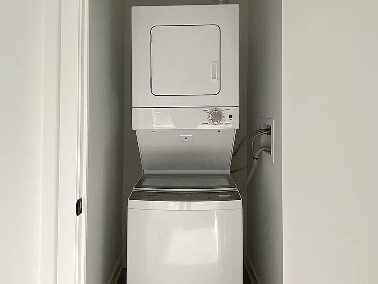 2000 Bathurst St #505 — Photo 7