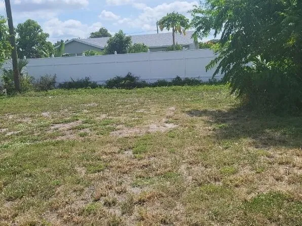 124 SW 4th Street, Delray Beach, FL 33444