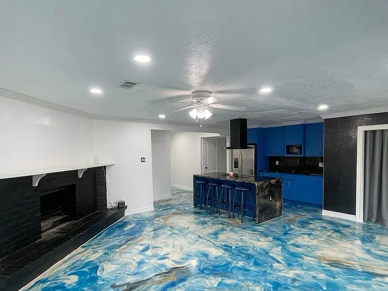 17507 Autumn Hills Dr — Photo 4