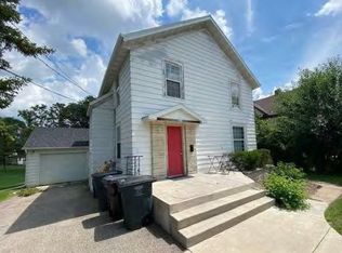 263 N Prairie St, Whitewater, WI 53190