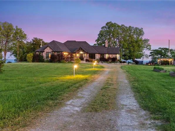 515 Sandy Bay Rd, Haldimand County, ON N1A 2W6