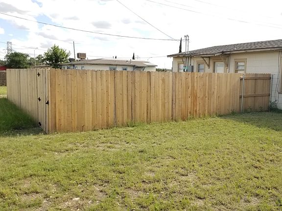 2nd image of 2712 Brentwood Dr