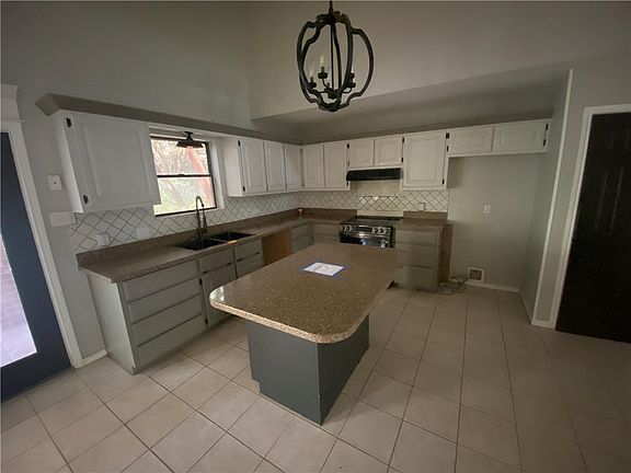 5th image of 4205 Cowhouse Creek Ct