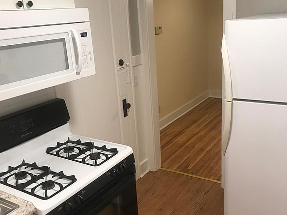 5th image of 306 Saint Lawrence Ave