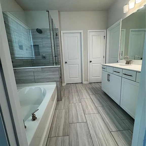 719 Saffron Blvd — Photo 18