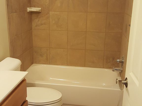 2nd image of 778 Union Blvd #206