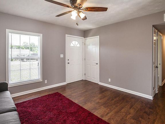 150 Meadowood Rd-10