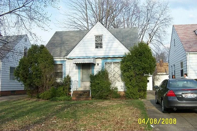 5467 Hollywood Ave photo 1