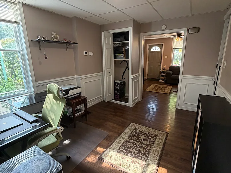 252 E Louther St — Photo 14