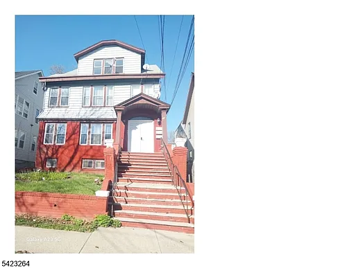 181 Keer Ave #3 Photo 1