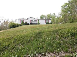 3564 Crawfis Rd SE, Lancaster, OH 43130