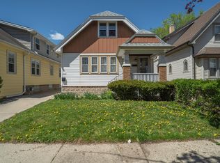 2961 N 58th St, Milwaukee, WI 53210