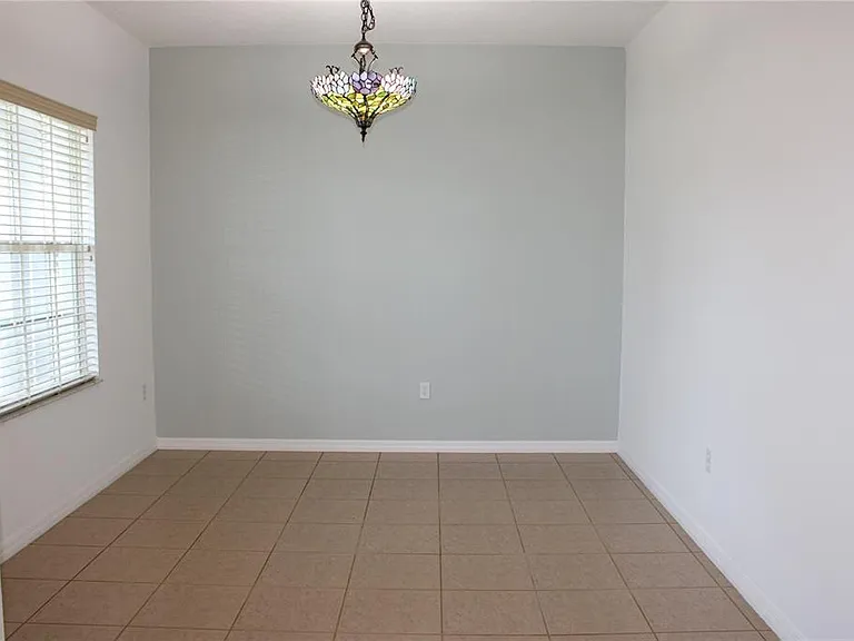 339 Mariners Gate Dr — Photo 3