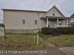 718-720 E Drinker St, Dunmore, PA 18512
