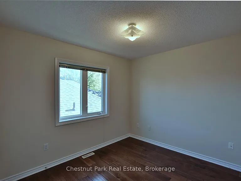 38 Clubhouse Dr — Photo 32