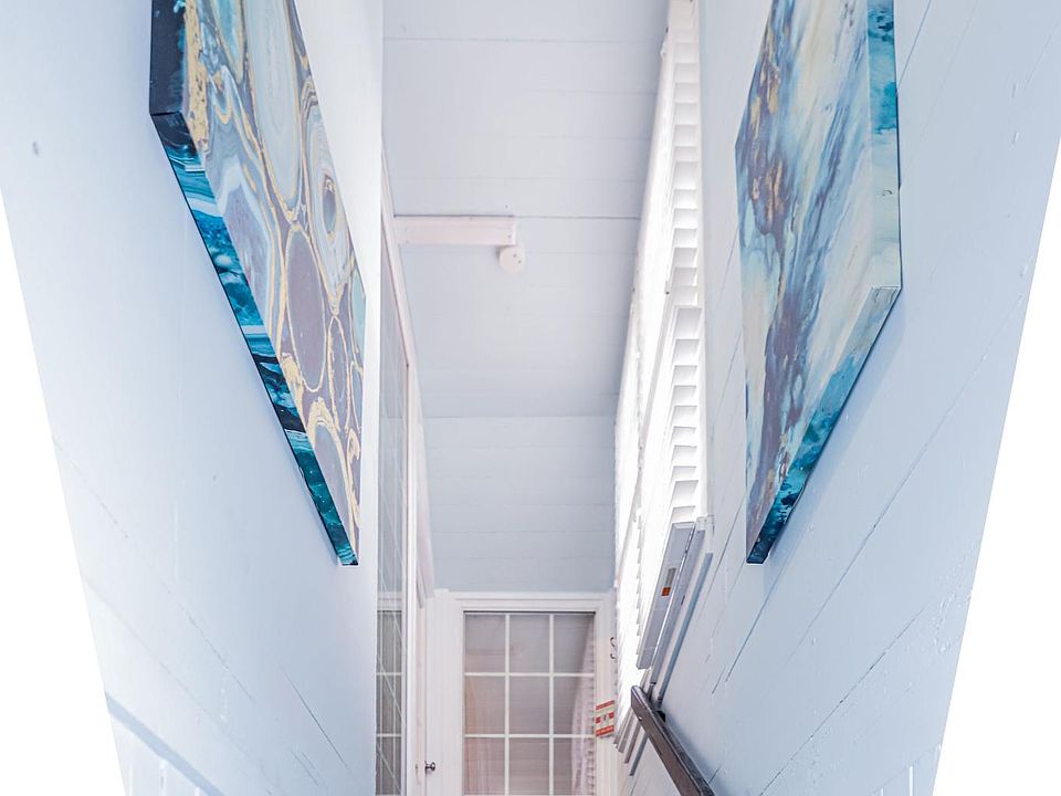 Apartment on the 3rd Floor. Private Staircase leading up to the 3rd floor Apartment