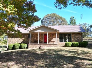 2041 Chisholm Rd, Iron City, TN 38463