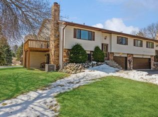 4783 Avon St, Shoreview, MN 55126