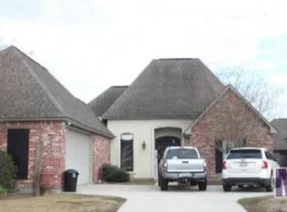 13240 Dutchtown Lakes Dr, Geismar, LA 70734