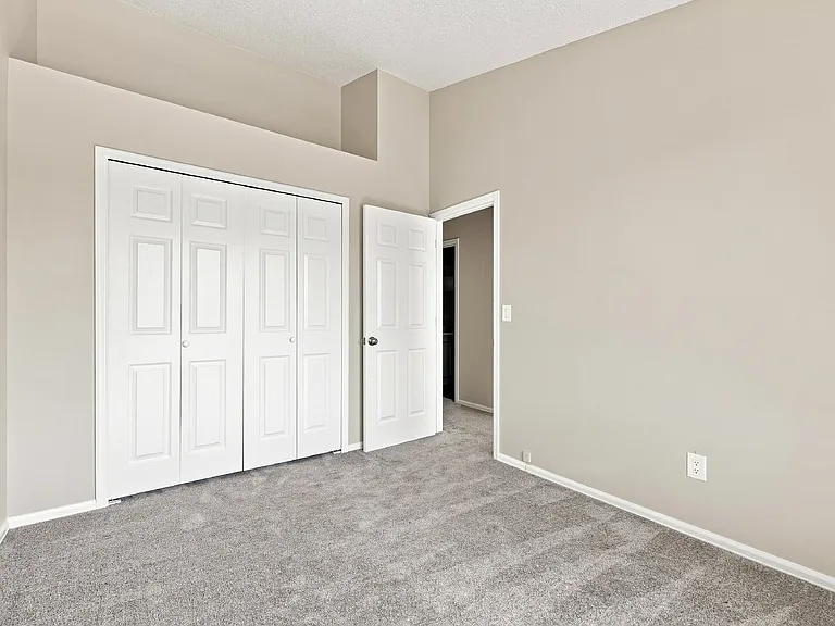 1302 Ride Ln — Photo 15