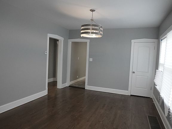 5th image of 1209 S 16th Ave