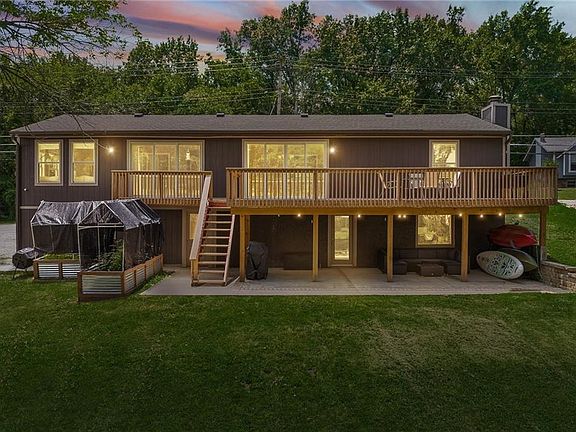 2nd image of 51 Beach Dr