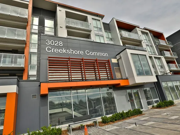 3028 Creekshore Cmn Unit 204, Oakville, ON L6M 5K6