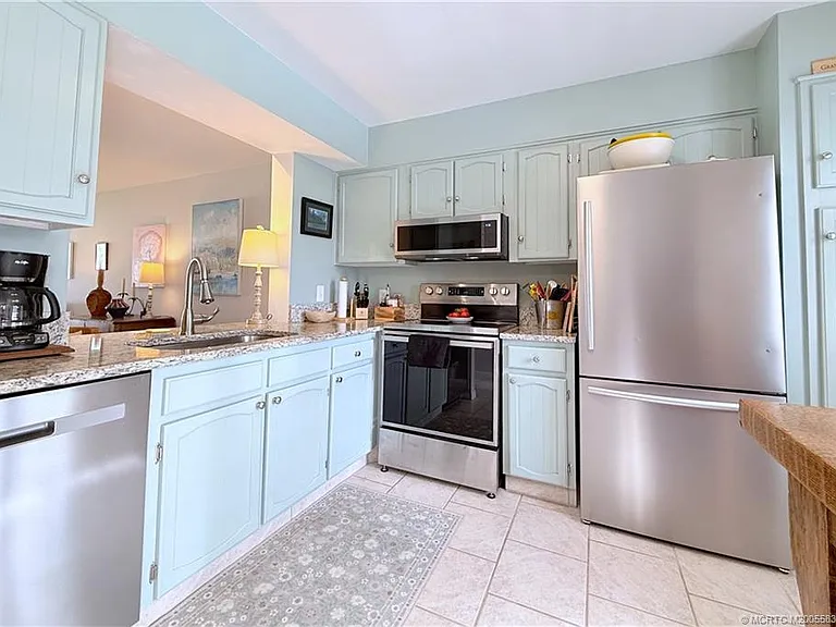 1950 SW Palm City Rd #44205 — Photo 4