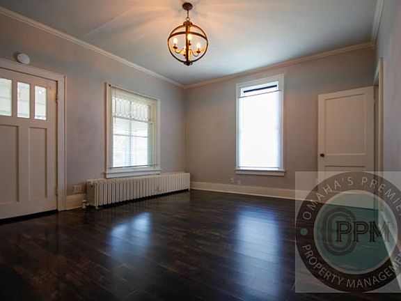 4th image of 4015 Marcy St