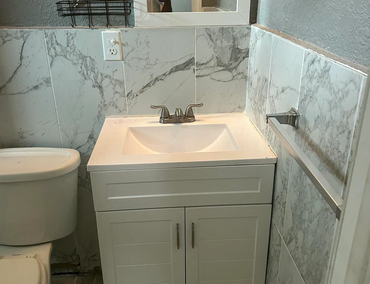 1 bed, 1.0 bath, 2319 sqft, $1,200 — Photo 1