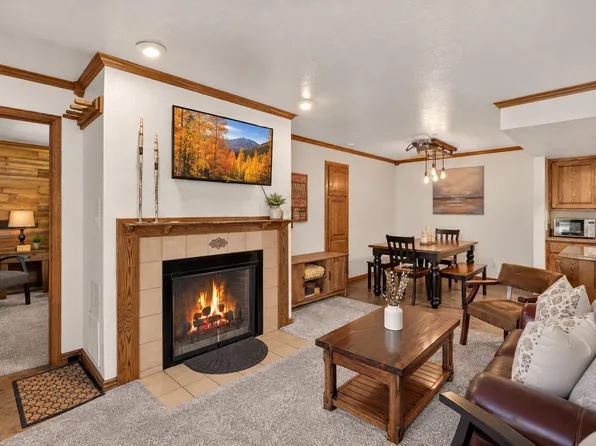 150 W Ridge View St #225, Brian Head, UT 84719