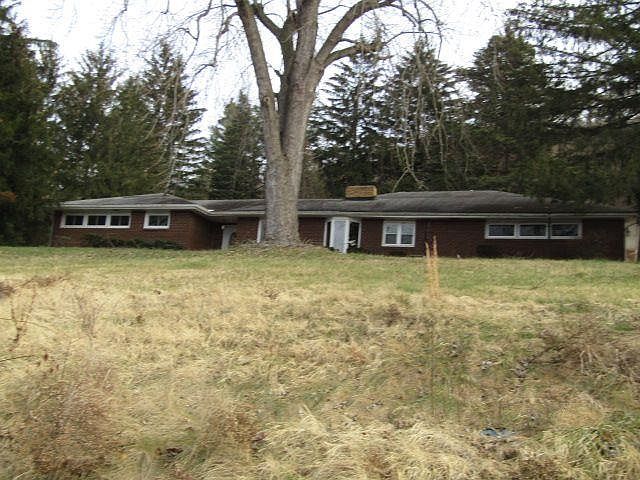 1st image of 396 Frontage Dr