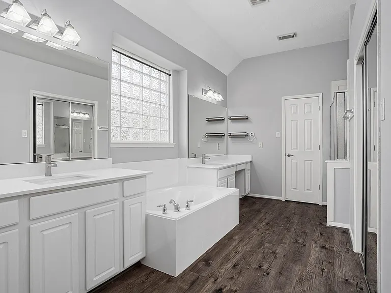 6703 Forsythe Ln — Photo 20