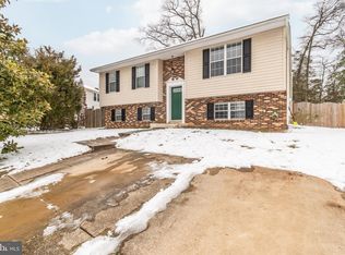 303 Alexis Dr, Glen Burnie, MD 21061