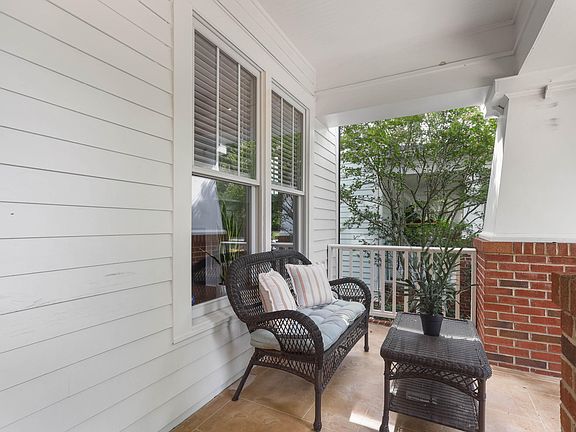 5th image of 3414 Falls River Ave