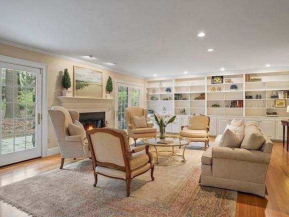 5th image of 84 Overbrook Rd