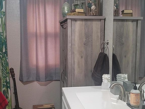 5th image of 2701 Avenue F
