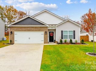 345 Ridgeview Ln, Mars Hill, NC 28754