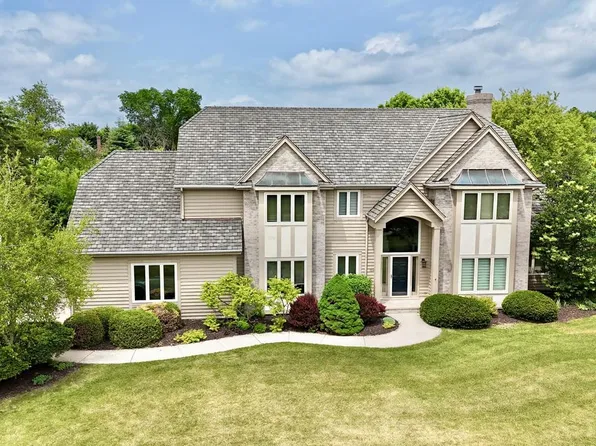 10431 N Gazebo Hill PARKWAY E E, Mequon, WI 53092