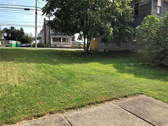 3rd image of 610 S Broadway