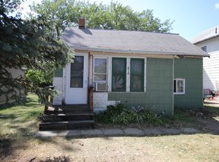 614 S Rock St, Aberdeen, SD 57401