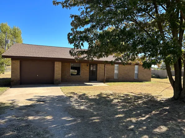 1007 W Chatburn Dr, Stillwater, OK 74075